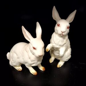 Lefton Rabbits Vintage Pair. White and Pink. EUC (some crazing). Model H880